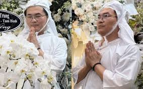 Sự hiện diện của đồng nghiệp và bạn bè